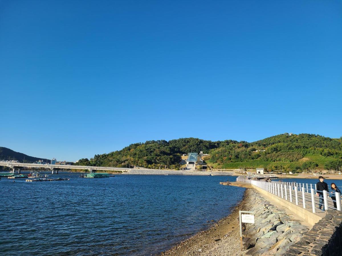 Ocean Marina Suite View Yeosu Eksteriør bilde